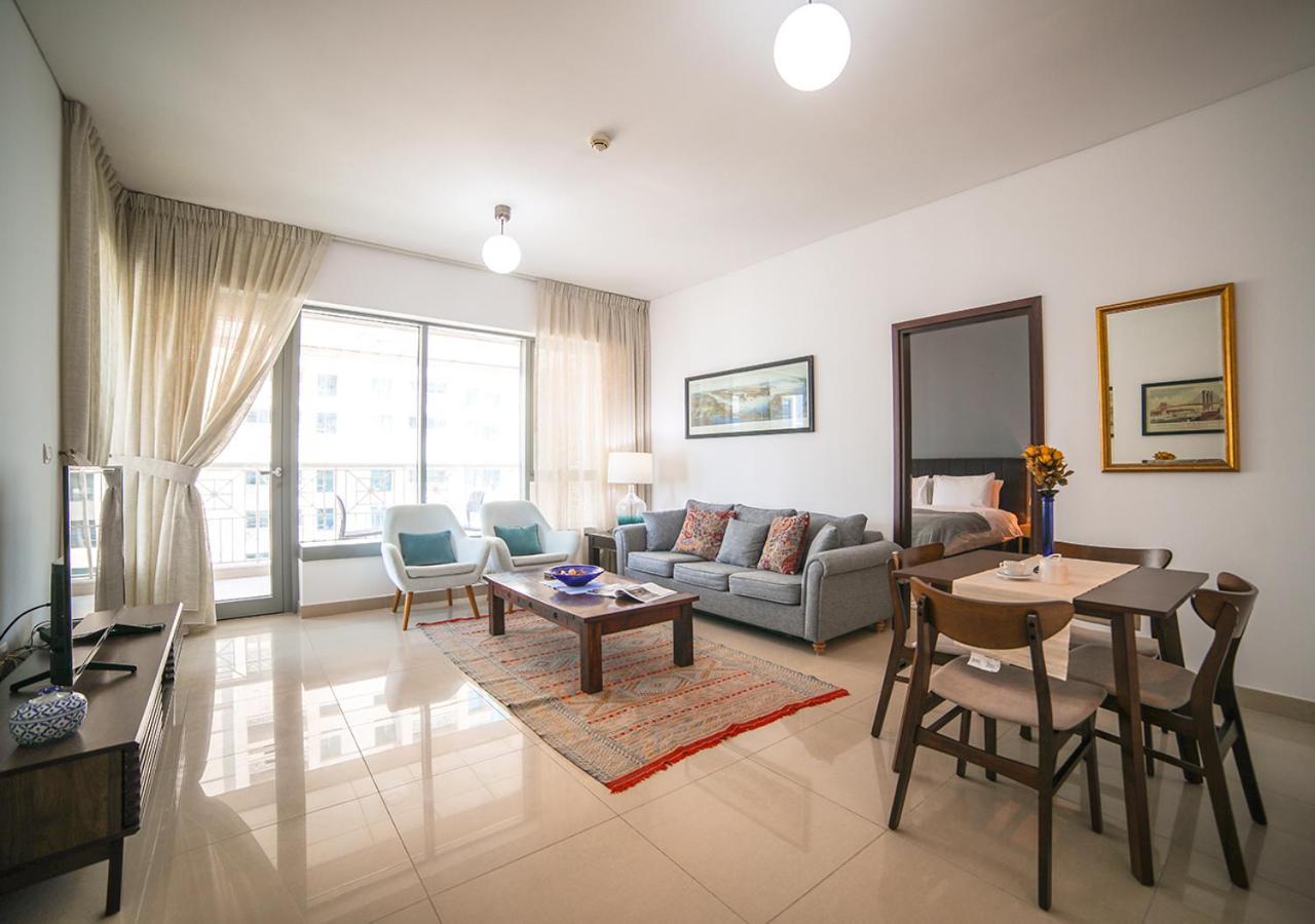 Nasma Luxury Stays - Fancy Apartment With Balcony Near Burj Khalifa Dubai Dış mekan fotoğraf